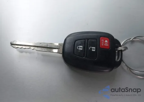 2016 Toyota Rav4 Le из США, поврежденный, VIN 2T3BFREVXGW447635